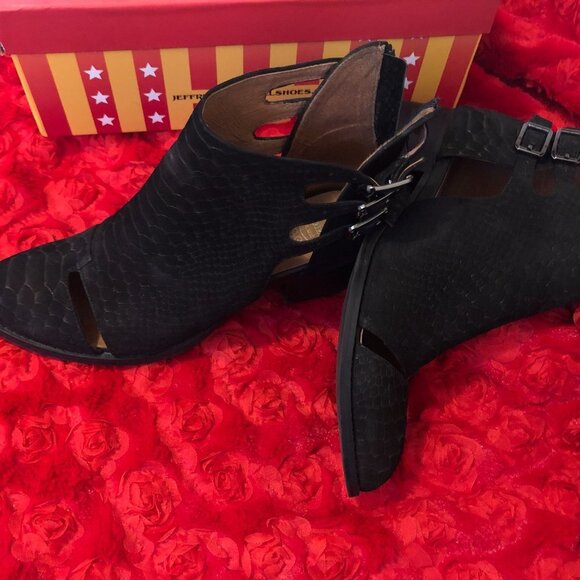 JEFFREY CAMPBELL LEATHER BOOTIES - Picture 15 of 16